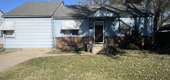 308 Pembroke Ln. Ln, Ellinwood, KS 67526