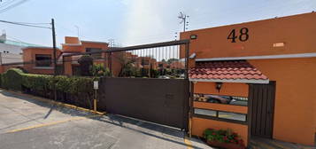 Casa En Remate Colonia Industria Alcaldia Alvaro Obregon Ht-10673