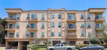 956 S Wilton Pl Apt 201, Los Angeles, CA 90019