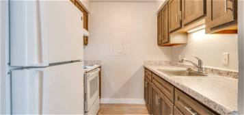 200 E  Armstrong St   #206, Gillett, WI 54124