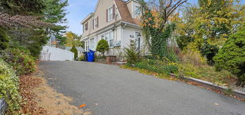 19 Emerson St, Norwalk, CT 06855