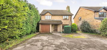 4 bed detached house for sale