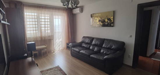 Apartament 3 camere Bd Republicii