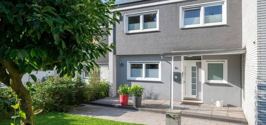 Modernes Einfamilienhaus ca.125m² mit schönem Garten und Garage in Mülheim - Saarn