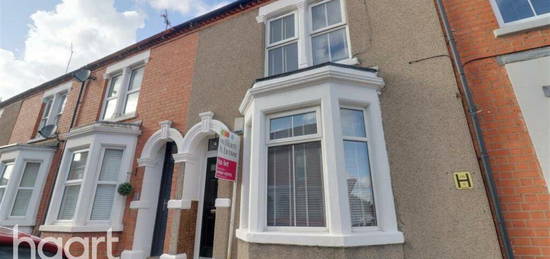 4 bedroom terraced house