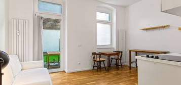 Bezugsfreie 2,5-Zimmer-Wohnung mit Terrasse, Gartenfläche und ca. 50 m² privater Kellerfläche