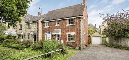 3 bedroom semi-detached house