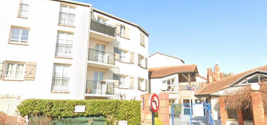 Location - Appartement 3 pièces -70 m 2 + balcon - 1300 CC