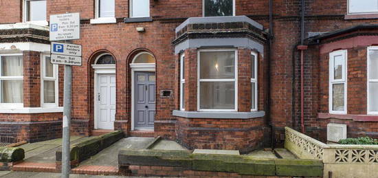 4 bedroom terraced house