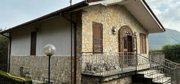 Villa in vendita in  Sp30, 2