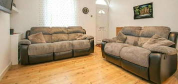 2 bedroom terraced house