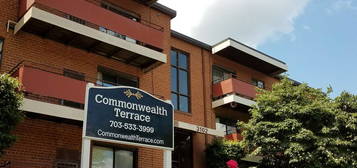 3100 Commonwealth Ave #207, Alexandria, VA 22305