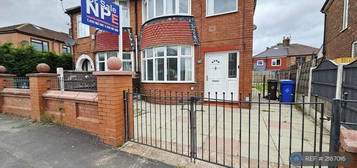 3 bedroom semi-detached house