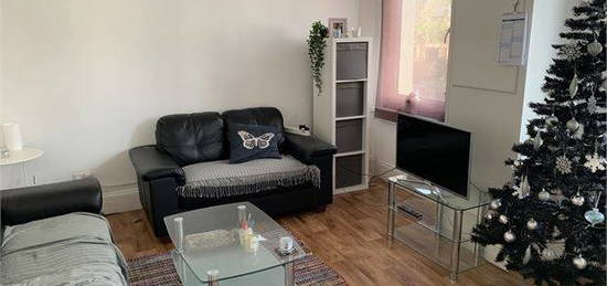 2 bed shared accommodation to rent