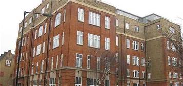 Flat to rent in Bernhard Baron House, 71 Henriques Street, London E1