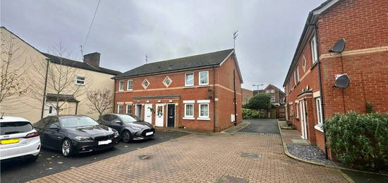 Flat for sale in Farnworth Mews, Widnes, Cheshire WA8