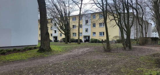 Geschmackvolle, gepflegte 2-Raum-Wohnung mit Balkon und Einbauküche in Bremen