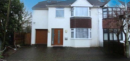 5 bedroom semi-detached house for sale