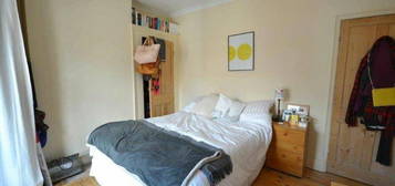 4 bedroom terraced house