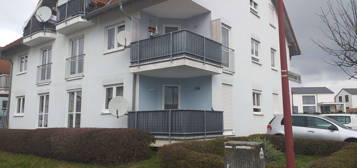 Freundliche 3-Zimmer-EG-Wohnung mit Einbauküche und Balkon in Schüttringer Straße, Siegelsbach