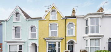 4 bedroom terraced house for sale