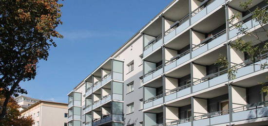 2-Raum-Wohnung im Stadtzentrum Geras mit Aufzug, Balkon und Dusche