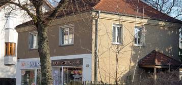 Kleines Wohn- und Geschäftshaus nahe S-Bahnhof Berlin-Mahlsdorf zu verkaufen