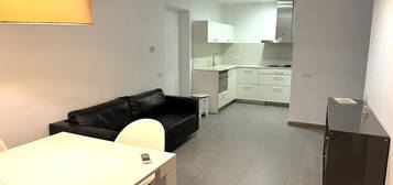 Apartamento de alquiler en Carrer de José Agustín Goytisolo, Eixample