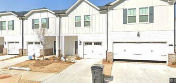 5493 Plain Field Ln, Lilburn, GA 30047