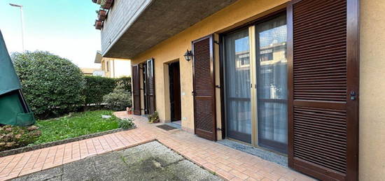 Villa in vendita in via Novella, 96