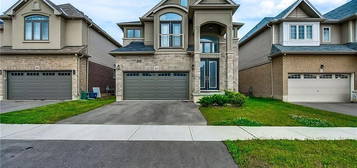 84 Cooke Ave, Brantford, ON N3T 0S1