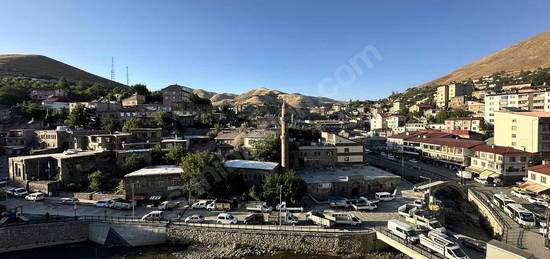 Bitlis merkez eski bitlis çarşıda kiralık 3+1 daire