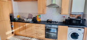 1 bedroom flat share