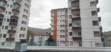 KAÇMAZ EMLAK TRABZON 1NOLU BEŞİRLİ ÇİNAR ÜSTÜ MAH SATILIK DAİRE