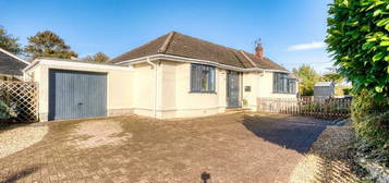 4 bedroom detached bungalow for sale