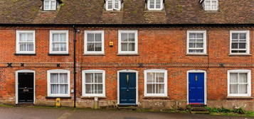 Flat to rent in High Street, Downton, Salisbury SP5