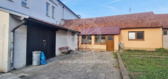 Rodinný dům, 82 m² + 288 m² pozemek, Nížkovice