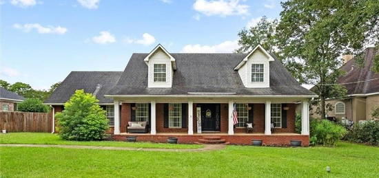 3112 W Riviere Du Chien Loop, Mobile, AL 36693