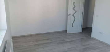 Apartament  3 camere Cug , 65 metri, etaj 3 Cod:152893