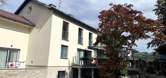 Perfektes Renditeobjekt in Salzburg: Luxuriöses Mehrfamilienhaus mit 9 Zimmern, Garten & Garage