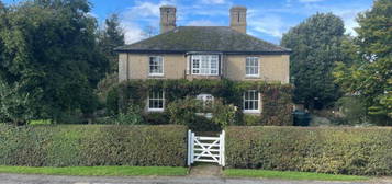 6 bedroom detached house for sale