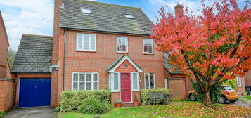 4 bed detached house for sale