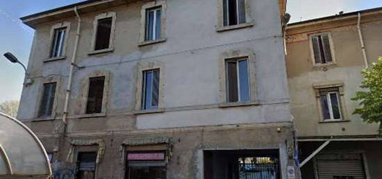 Bilocale all'asta in via Sant'Alessandro, 46