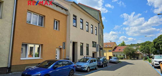 Prodej  rodinného domu 200 m², pozemek 110 m²