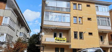 EBRU'DAN DİKMEN SOKULLU MALİYE LOJMANLARINDA 2+1 KİRALIK DAİRE