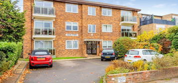 Flat for sale in Albemarle Road, Beckenham BR3