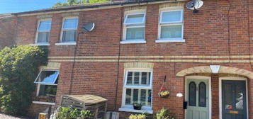 2 bed terraced house to rent