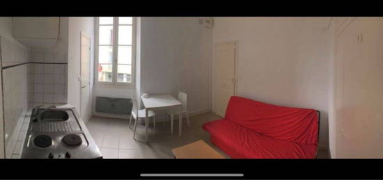 Studio 16 m2 meublé