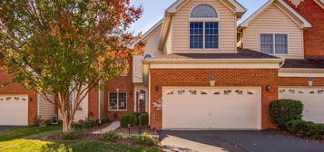 42909 Nokes Corner Ter, Ashburn, VA 20148