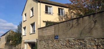 Maison très bien située